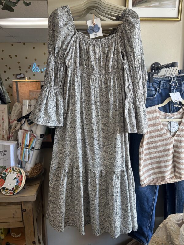 Ruffle Sleeve Tiered Midi Dress - Image 3